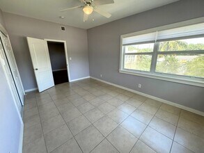509 6th Ave N in Lake Worth Beach, FL - Building Photo - Building Photo