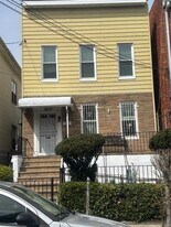 8627 56th Ave in Elmhurst, NY - Building Photo