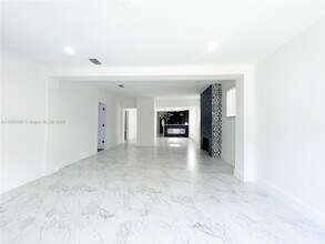 136 NW 47th St in Miami, FL - Building Photo - Building Photo