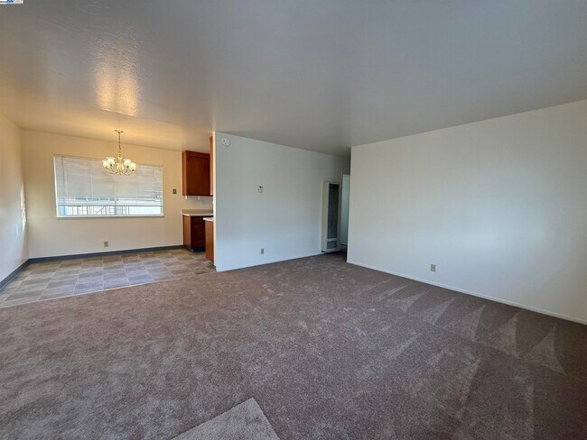 821 Coburn Ct in San Leandro, CA - Building Photo - Building Photo