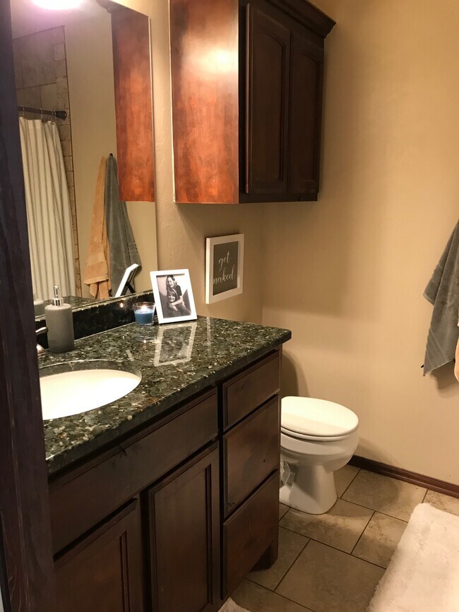 8 NE 7th St in Newcastle, OK - Building Photo - Building Photo