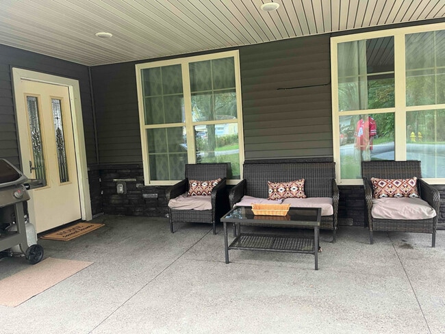 578 Tuscarora Rd in Angola, NY - Building Photo - Building Photo