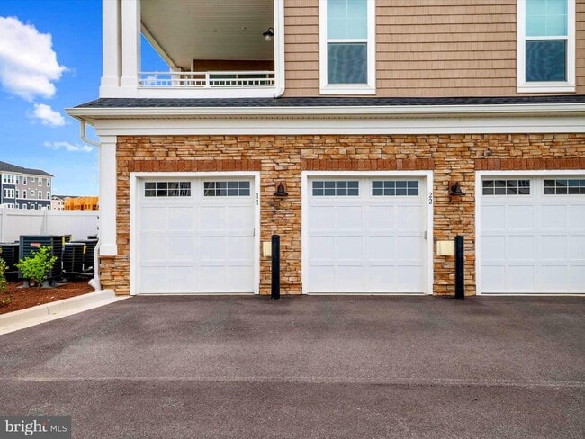 170 Harrier Wy in Chester, MD - Building Photo - Building Photo