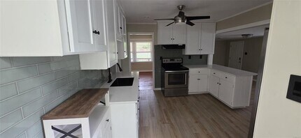 245 Forest Hills Dr in Montgomery, AL - Building Photo - Building Photo