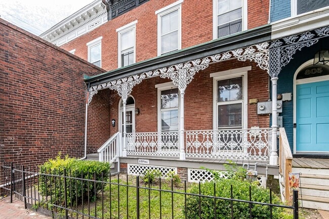 803 W Clay St in Richmond, VA - Building Photo - Building Photo