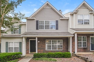 5966 Cougar Ln in Charlotte, NC - Building Photo