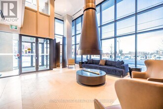 201 Brock St S in Whitby, ON - Building Photo - Building Photo