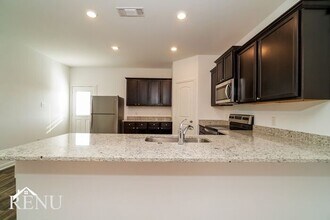 17041 Dusty Boots Ln in Elgin, TX - Building Photo - Building Photo