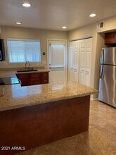 860 N McQueen Rd in Chandler, AZ - Building Photo - Building Photo