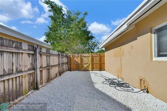 1340 NE 1st Ave. in Fort Lauderdale, FL - Building Photo - Building Photo