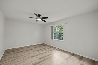 Chestnut Oaks Apartments in Southfield, MI - Foto de edificio - Building Photo