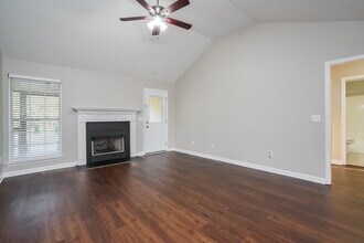 524 Summit Way in Mount Juliet, TN - Foto de edificio - Building Photo