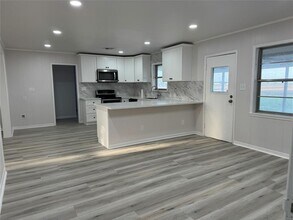 13707 Farm to Market 1489 in Wallis, TX - Building Photo - Building Photo