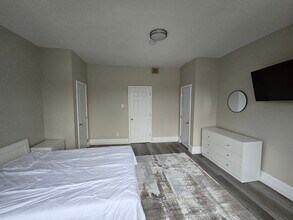 4915 N 13th St, Unit Units A - C in Philadelphia, PA - Foto de edificio - Building Photo