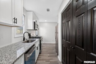 1262 Kenilworth Dr SW in Atlanta, GA - Building Photo