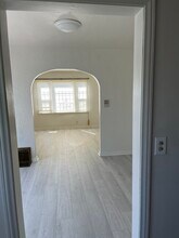 1437 Lucile Ave in Los Angeles, CA - Building Photo - Building Photo