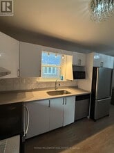19 Westchester Rd in Toronto, ON - Building Photo - Building Photo