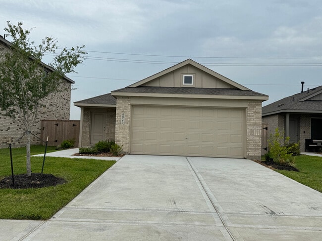 property at 5923 Standpiper Lp
