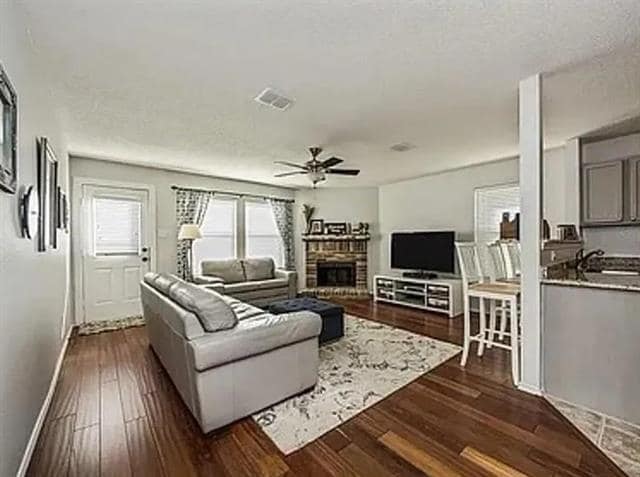 2236 White Pine Dr in Little Elm, TX - Building Photo - Building Photo