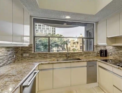 property at 5608 San Felipe St