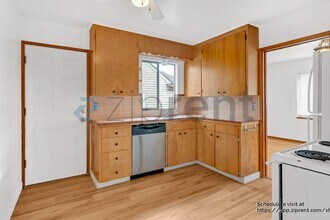 6117 NE Clackamas St in Portland, OR - Foto de edificio - Building Photo