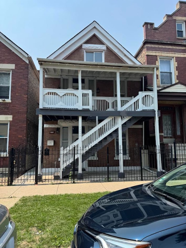 property at 2620 S Sawyer Ave