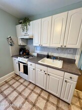 34 Embury Ave in Ocean Grove, NJ - Building Photo - Building Photo