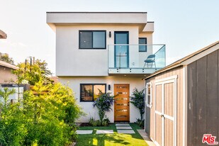 12153 Palms Blvd in Los Angeles, CA - Building Photo