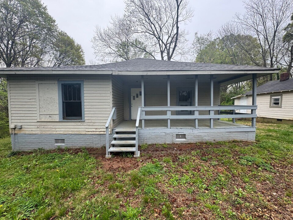 211 Duke St in Kings Mountain, NC - Building Photo