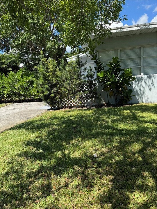 1003 SW 4th Ave in Fort Lauderdale, FL - Building Photo