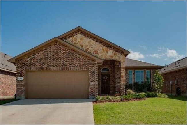 property at 3329 Tamarack Ln