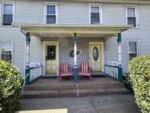377 S Main St in Middletown, CT - Building Photo - Building Photo