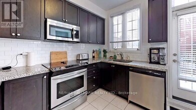 24 Raffeix Ln in Toronto, ON - Building Photo - Building Photo