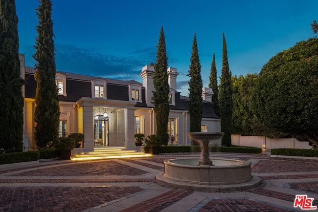 property at 10847 Bellagio Rd