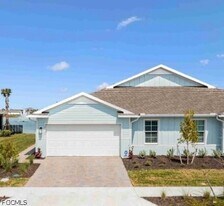 17799 Oleander Ave in Punta Gorda, FL - Building Photo