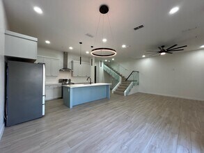 6317 Krone Ln in Laredo, TX - Building Photo - Building Photo