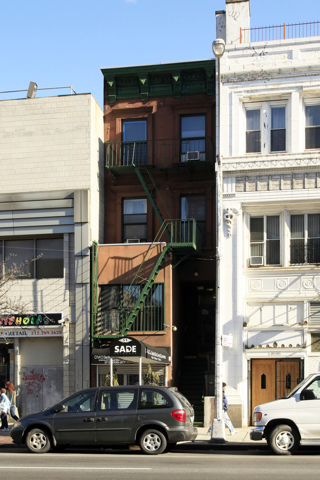 11 E 125th St in New York, NY - Foto de edificio - Building Photo