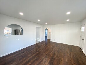 3509 E 4th St in Tulsa, OK - Building Photo - Building Photo