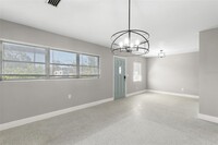 7909 Winston Ln in Tampa, FL - Building Photo - Building Photo