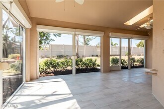 16404 Kelly Woods Dr in Ft. Myers, FL - Building Photo - Building Photo