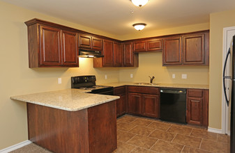 Manhattan Apartments in Corpus Christi, TX - Foto de edificio - Interior Photo