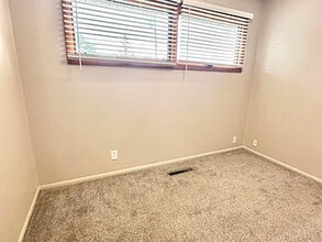 4635 Hascall St in Omaha, NE - Building Photo - Building Photo