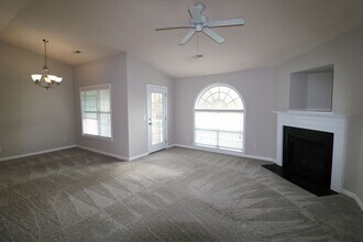 3761 Holmes Creek Pl in Winston-Salem, NC - Building Photo - Building Photo