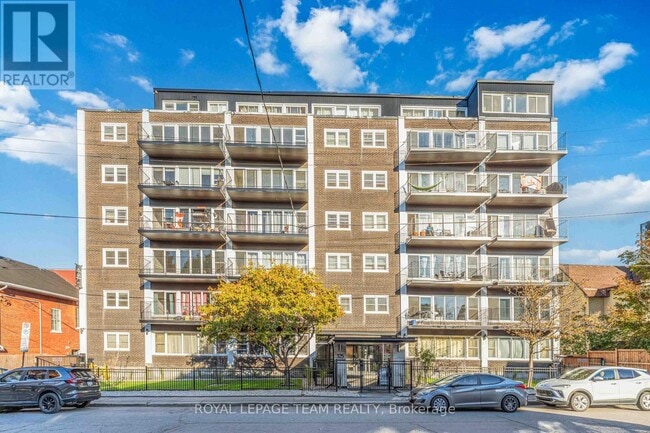 property at 325 Besserer St