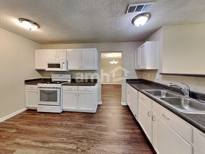 4760 Duration Ct in Snellville, GA - Building Photo - Building Photo
