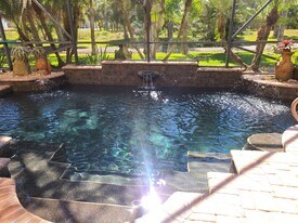 213 Harmony Ln in Titusville, FL - Building Photo