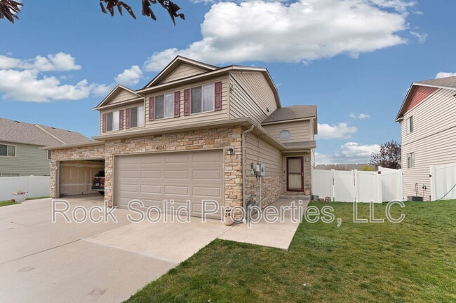 property at 4024 Gunsmoke Rd