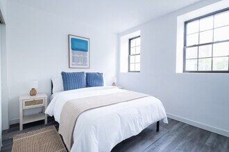 179 E 102nd St in New York, NY - Building Photo - Building Photo