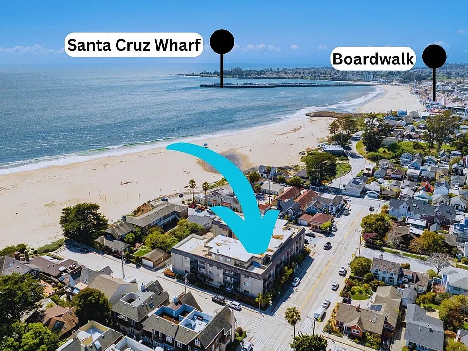 220 Atlantic Ave, Unit # 205 in Santa Cruz, CA - Building Photo