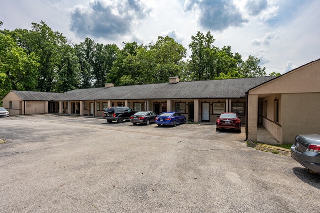 2215 Buffalo Trl in Morristown, TN - Building Photo - Primary Photo